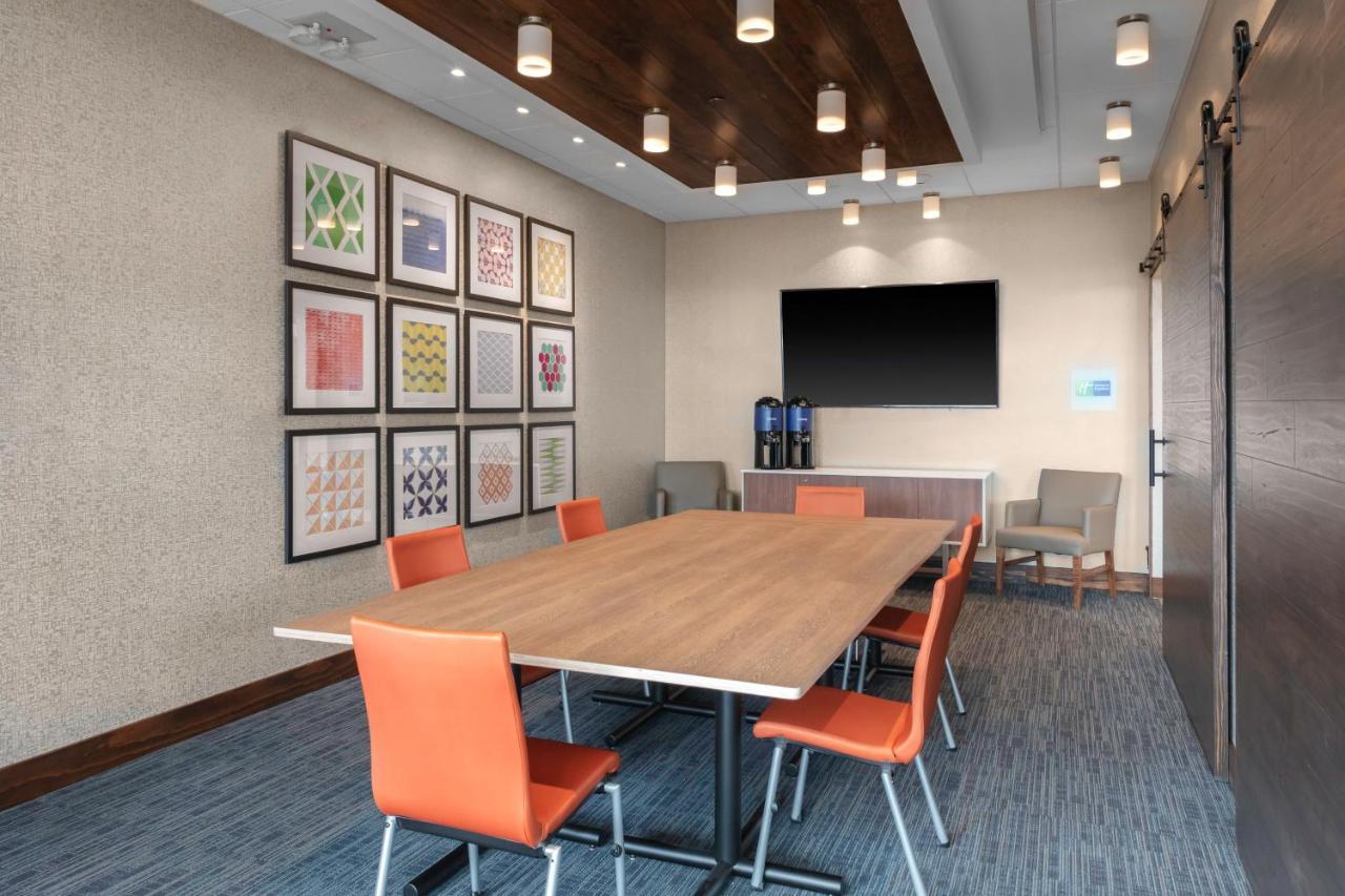 Hotel Express & - By Ihg The Dalles