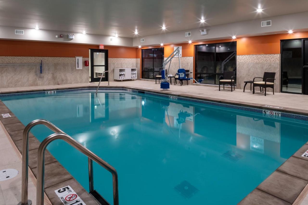 Express & - By Ihg The Dalles