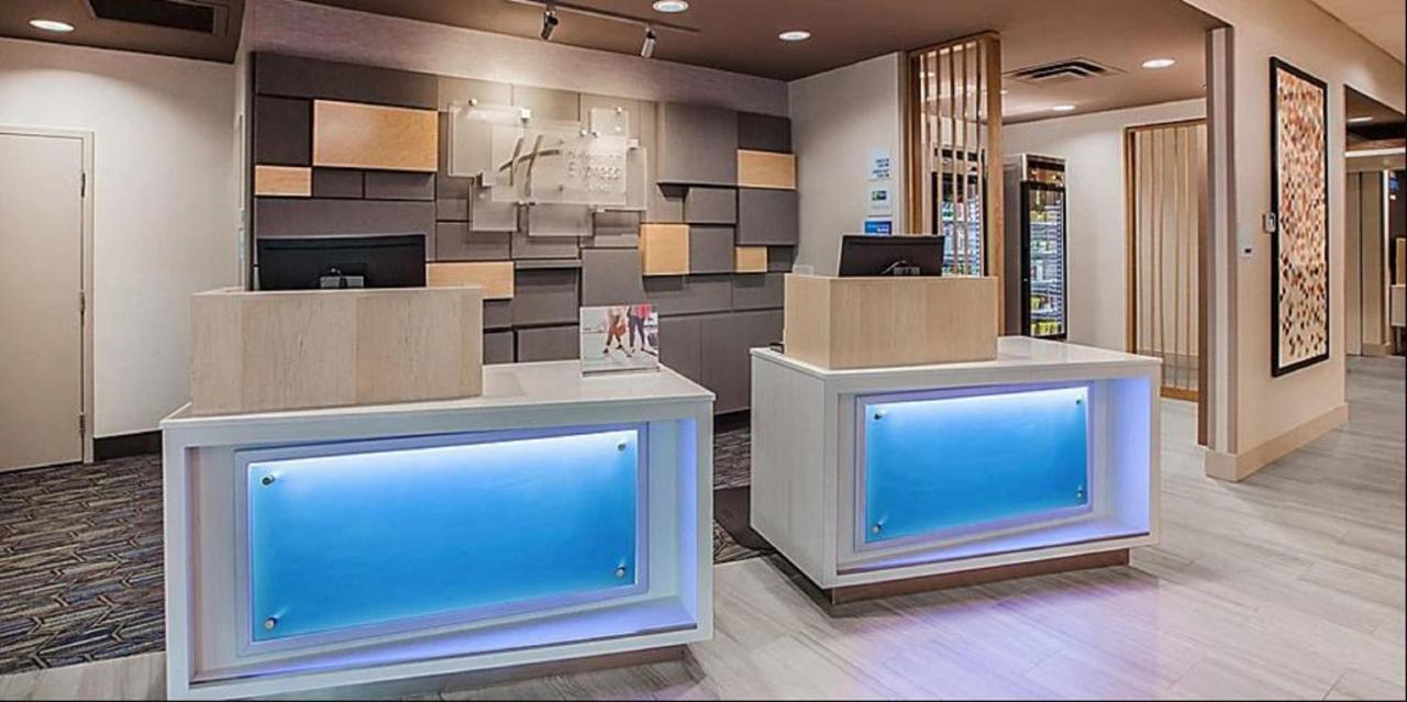 Express & - By Ihg 3*