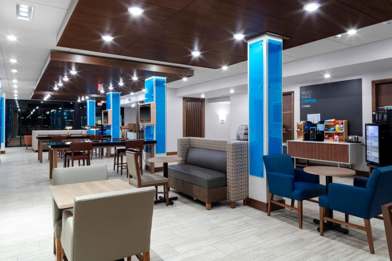Hotel Express & - By Ihg The Dalles